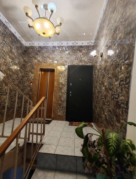 Продается 3 комоатная кварттра Спецплан Кары Ниязова