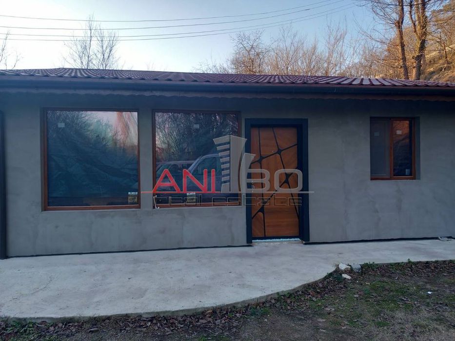 Продава се Къща в с. Звездица, Област Варна - 90 кв.м за 850 €/кв.м - Снимка #1