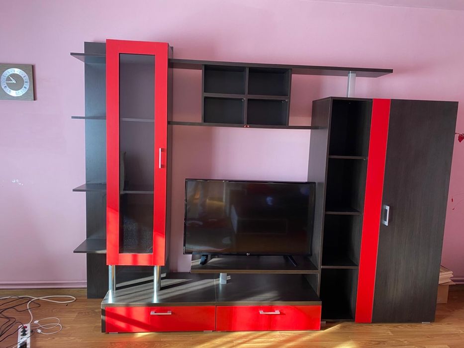 Mobila sufragerie rosie cu negru