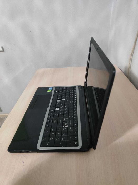 Pockard Bell core i3