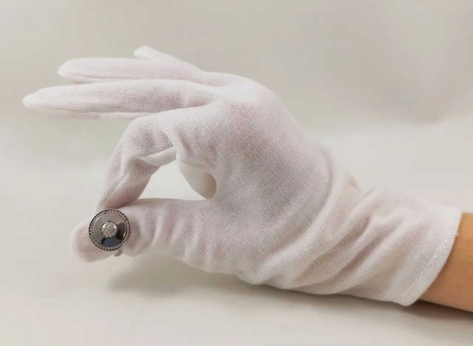 Перчатки белые. Для ювелиров. Новые. В упаковке.