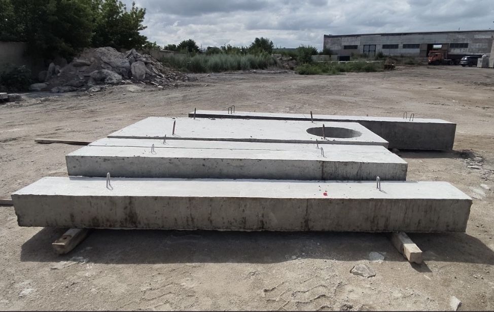 Плиты перекрытия теплотрасс и тепловых камер Балки.