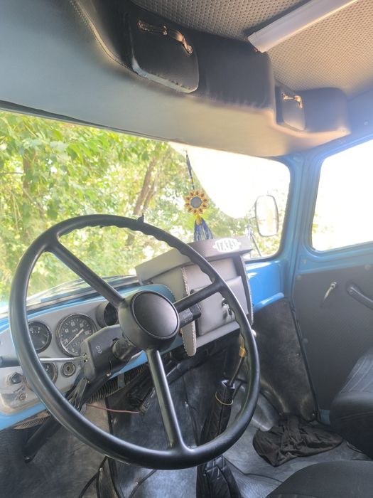 Bezavoz benzin tashuvchi mashina sigʻimi 5 .2 tonna