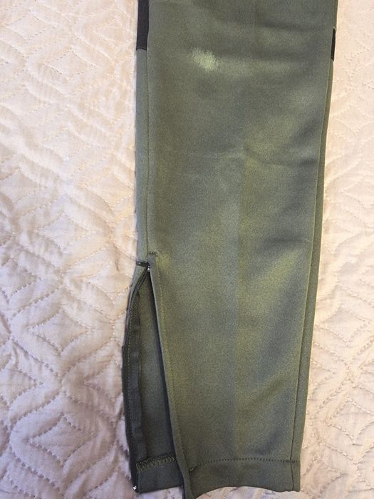 Продам спортивный костюм