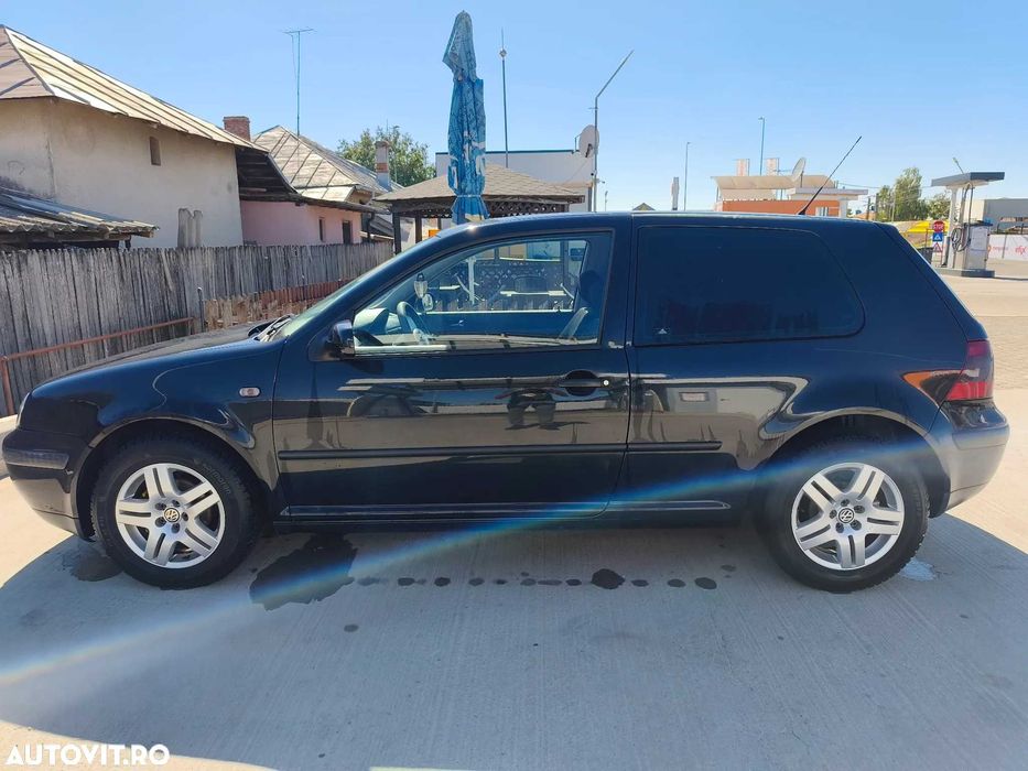 VOLKSWAGEN Golf 2002 — imagine 4