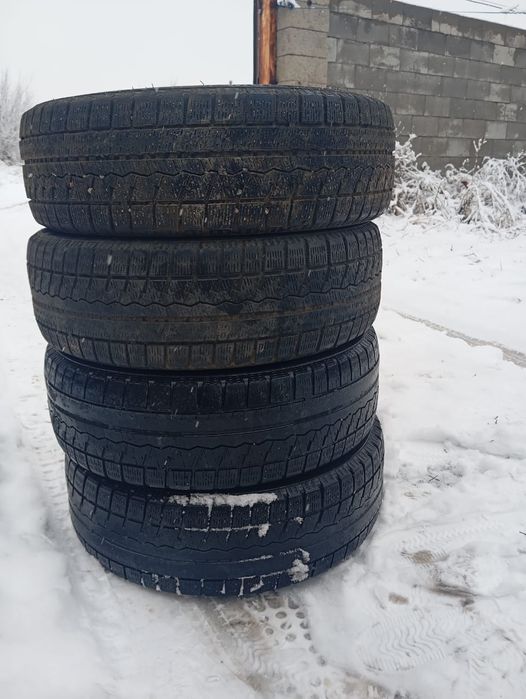 Зимние шины 14..