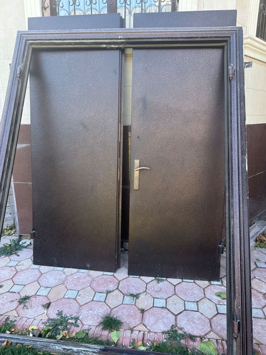 двери и пластик окна