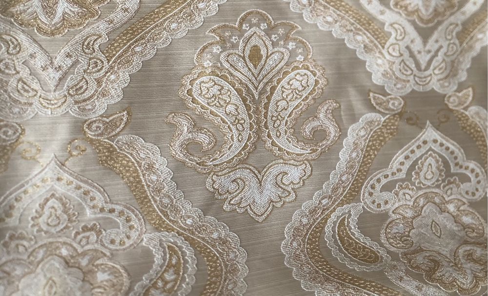 Продам портьеры на два окна