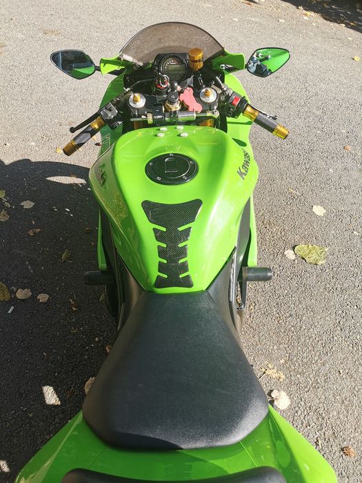 Kawasaki NINJA ZX10R 2004