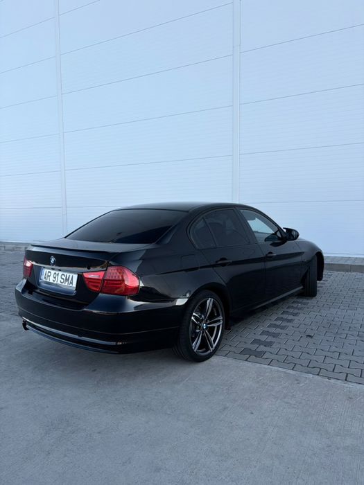BMW Seria 3 2009 — imagine 5