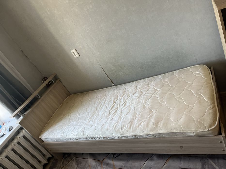 Продам односпальные кровати