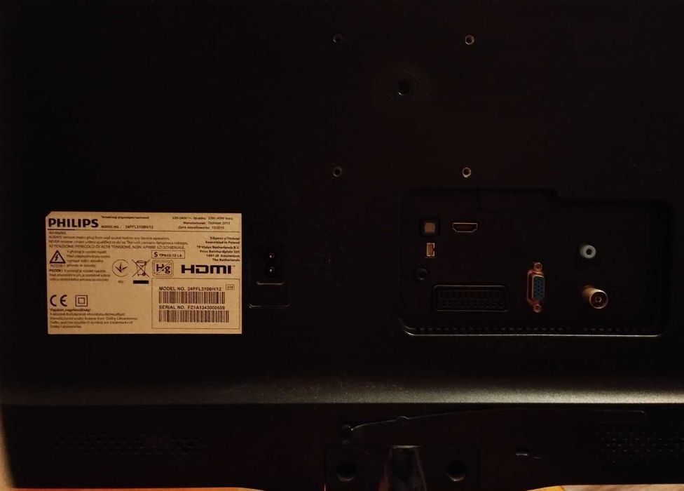 Телевизор Philips 24PFL3108 – 24" LED Full HD