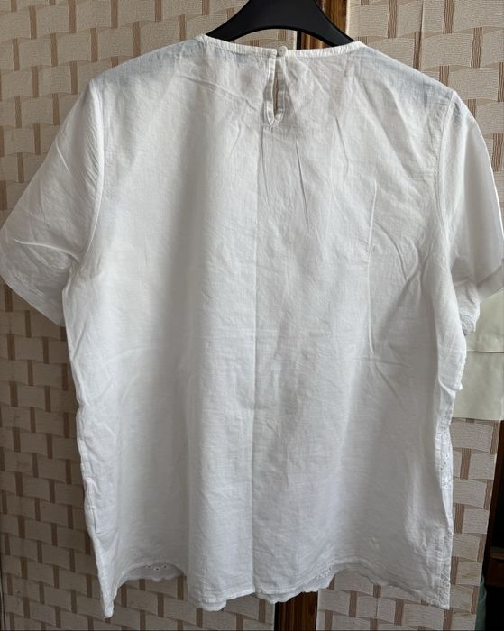 Блузка белая тонкая, легкая, разм. M (примерно)