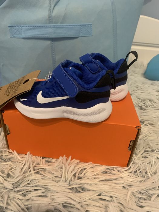 Маратонки 19,5 номер Nike