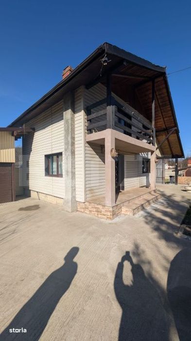 Iedera Moreni  Casa individuala P+1 cu mansarda, teren 600 mp