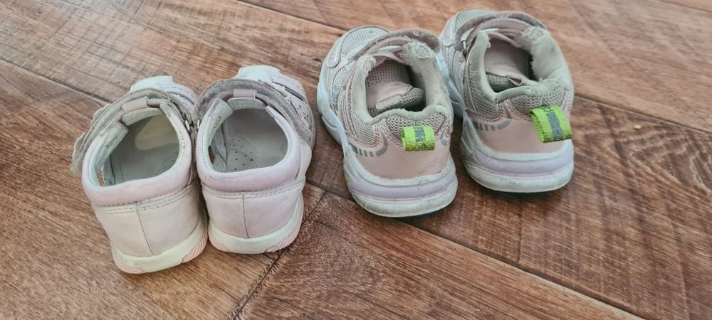 Сандали для дев + кроссовки