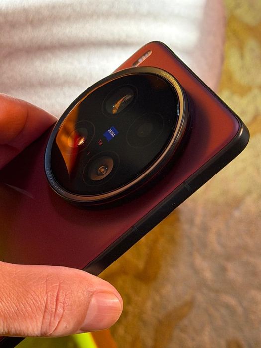 Продаётся Vivo X 200 Ultra 1 tb