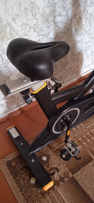 Продам велотренажер (спин-бак) GENAU