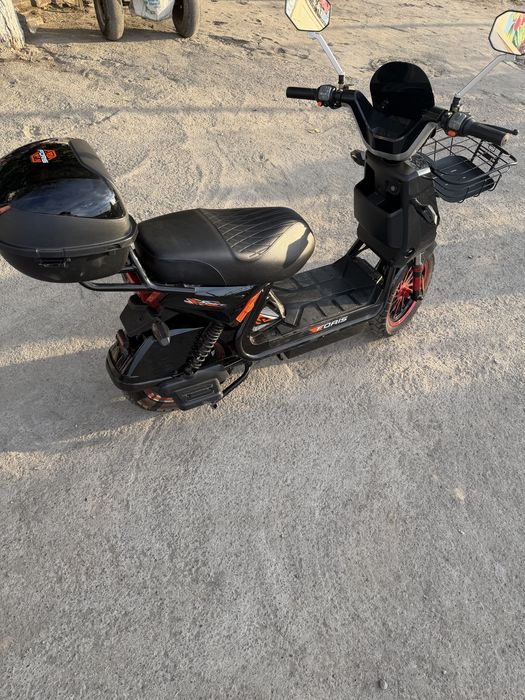 Skuter Foris 41km yurgan yengide