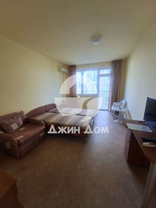 Едностаен апартамент в жилищна сграда БЕЗ ТАКСА, с. Равда