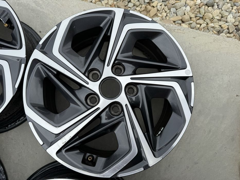 Set Jante aliaj originale R16 Hyundai i30 52910-G4600 Elantra Kona