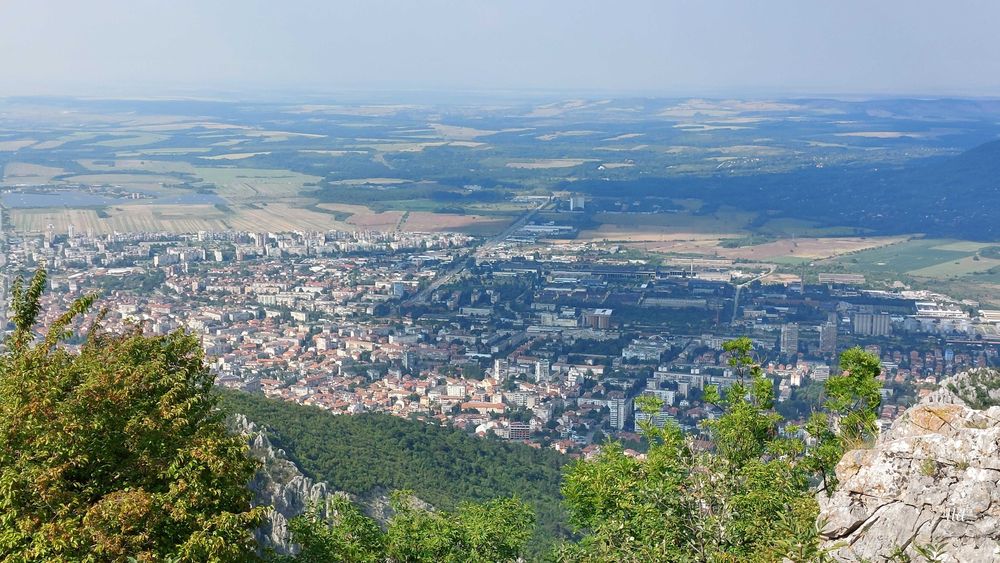 SUR-RON Електрически мототур във Врачанския Балкан