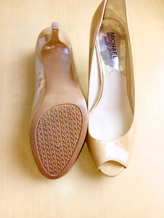 Елегантни дамски обувки MICHAEL KORS 38н