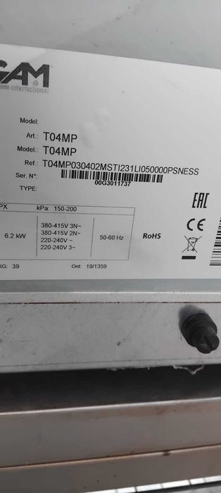 Vand mese inox si utilaje bucatarie horeca aproape noi