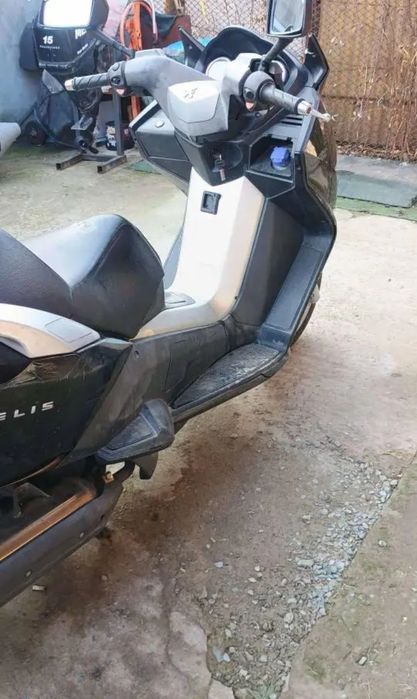 Vând sau schimb scuter stare bună 125cc