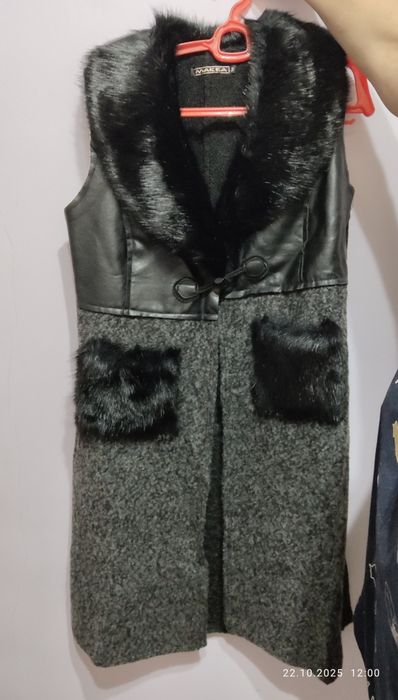 Безрукавка размер 48 - 50