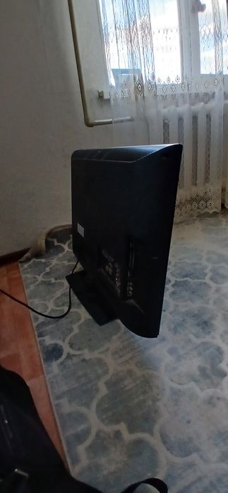 Продам рабочи телевизор LG