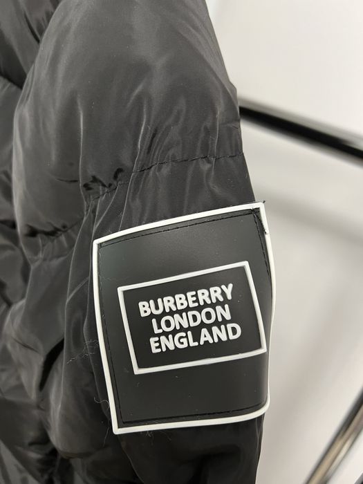 Geaca BURBERRY super calitate