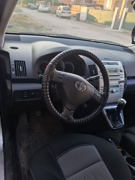 Toyota Corolla Verso 2.0 D-4D, 2005 г.