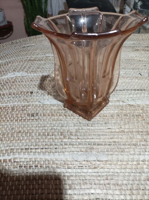 Ретро чинии за вашата трапеза