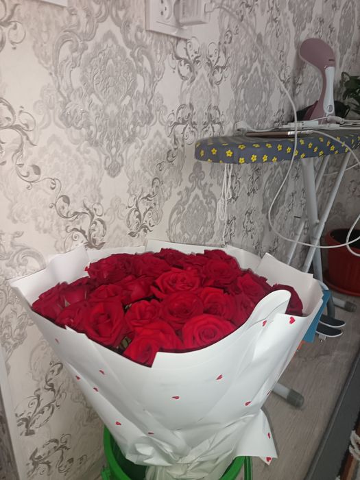 Продам букет цветов розы