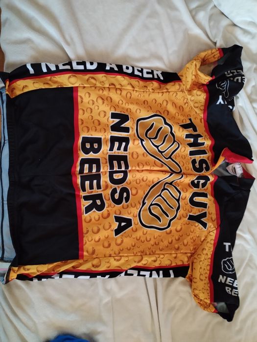 Джърсита за колоездене