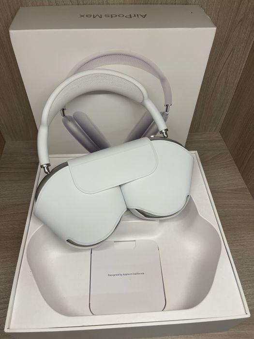 AirPods Max Silver