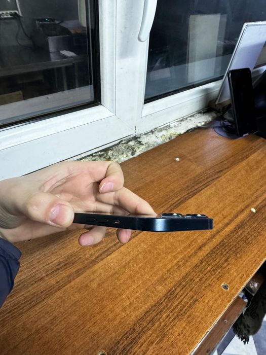 Айфон 13 продам