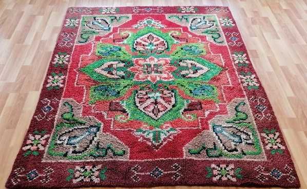 Запазен Шарен Китеник