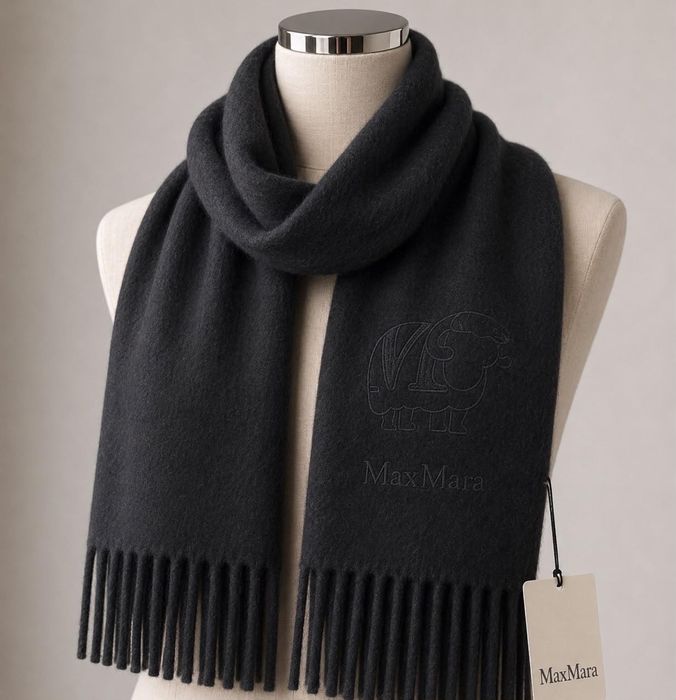 Fular Max Mara.