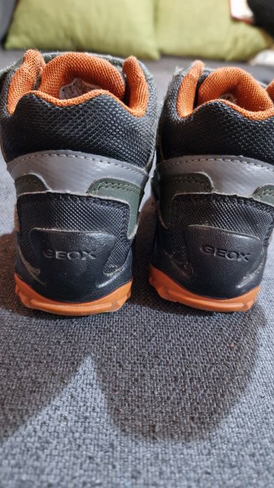 Детски боти Geox