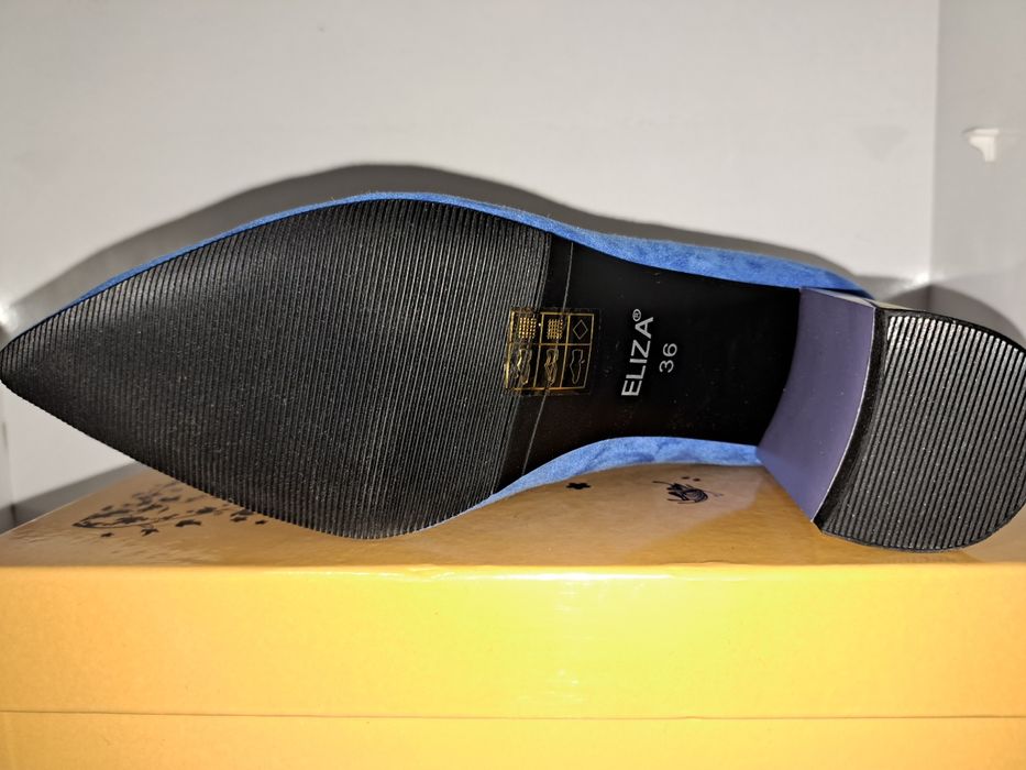 Дамски обувки - чисто нови