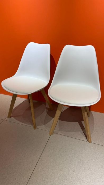 Продам стулья б.у