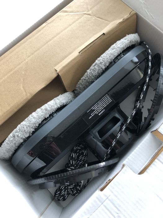 Робот за почистване на прозорци или плоски повърхности Aquamenti