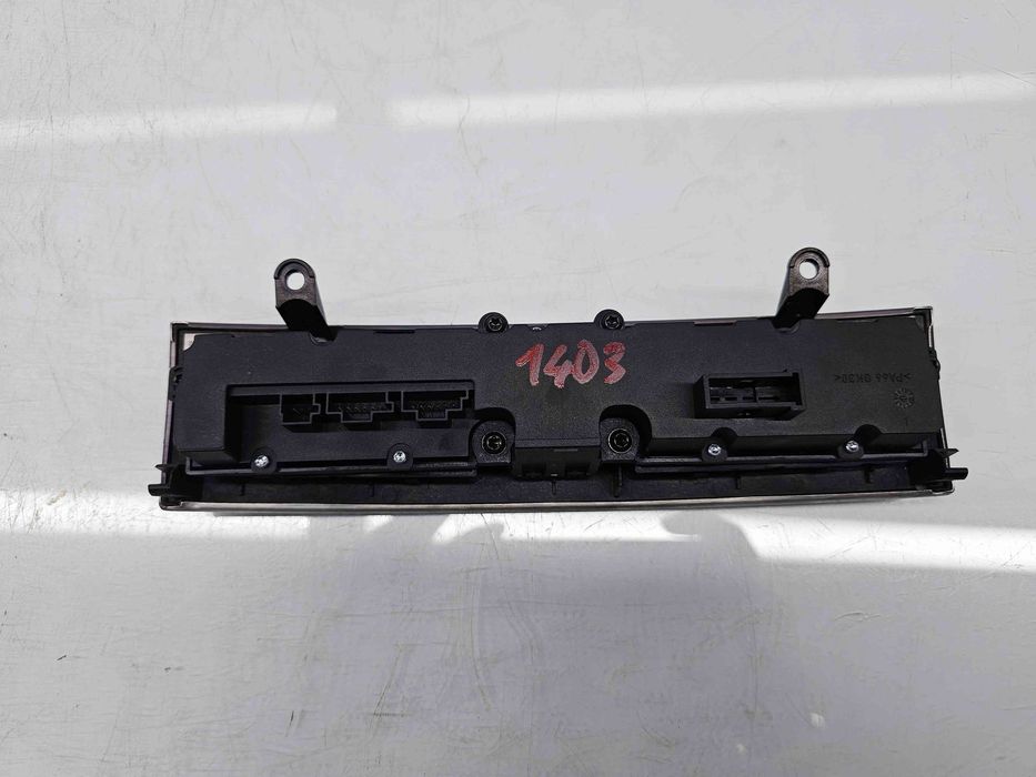 Butoane comenzi consola centrala Mercedes Clasa C Coupe (CL203) [Fabr