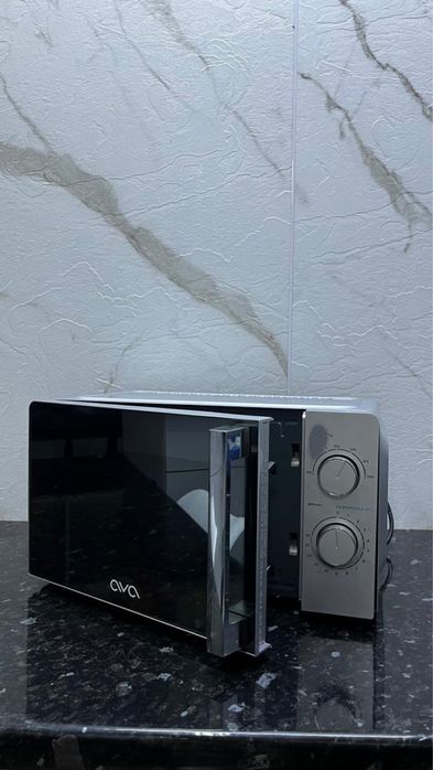 Продаётся микроволновая печь