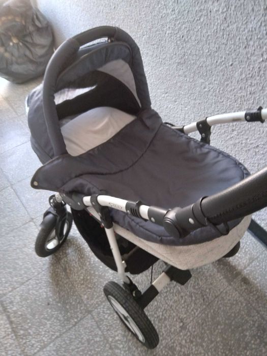 Комбинирана детска количка