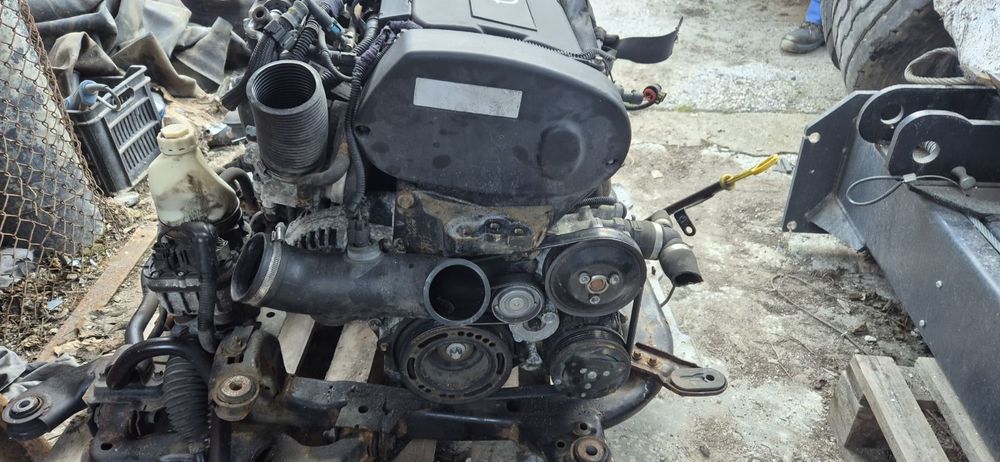 Двигател скорости пълен комплект от зафира б 1.6 115кс