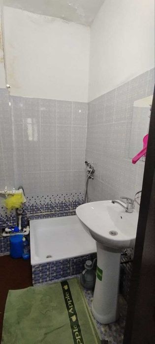 3 хонали квартира срочни сотилади