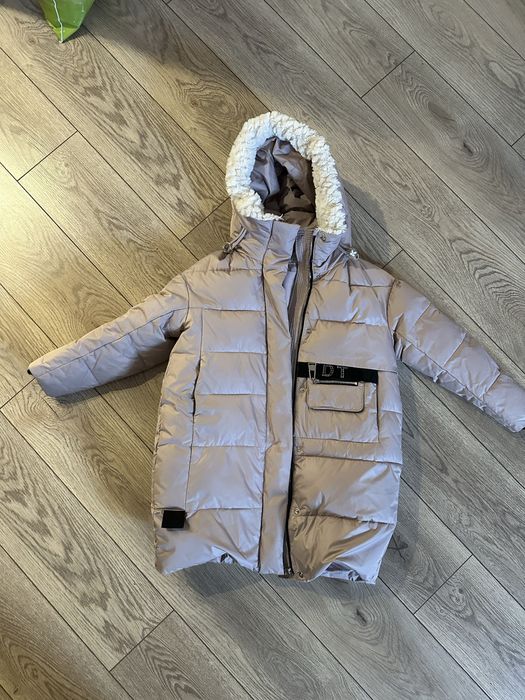 Продаю детскую куртку